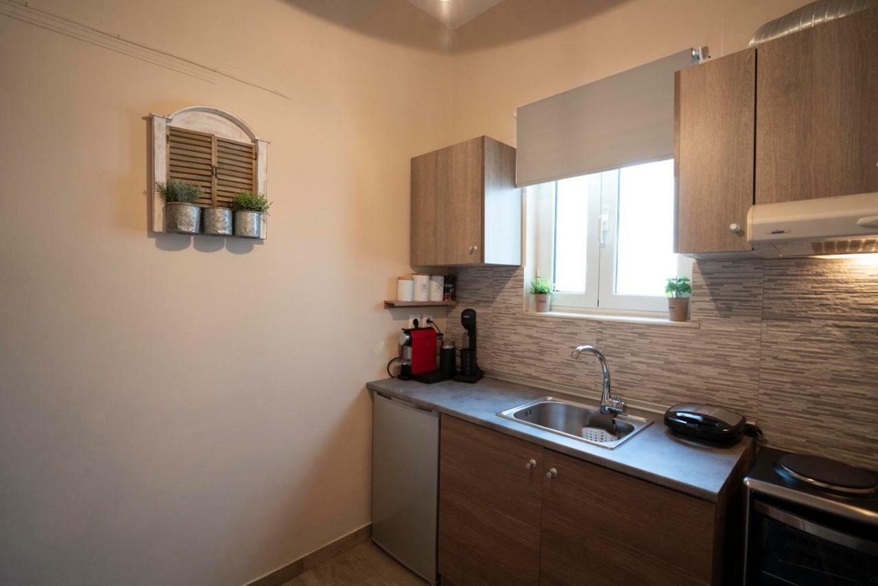 Cozy Apt Next To Metro And Close To Acropolis! Atena Exterior foto